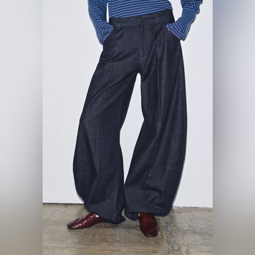 ZARA ZW COLLECTION MID-RISE BALLOON JEANS